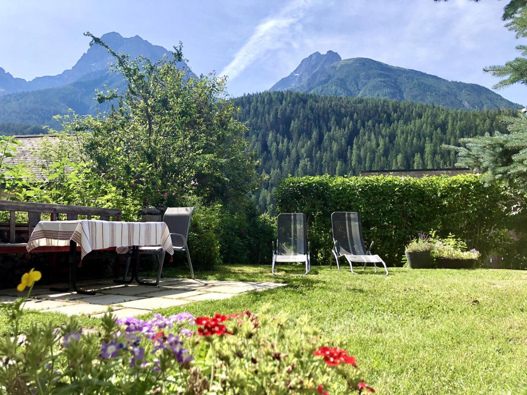 Chasa Avant Muglins Scuol Eksteriør bilde